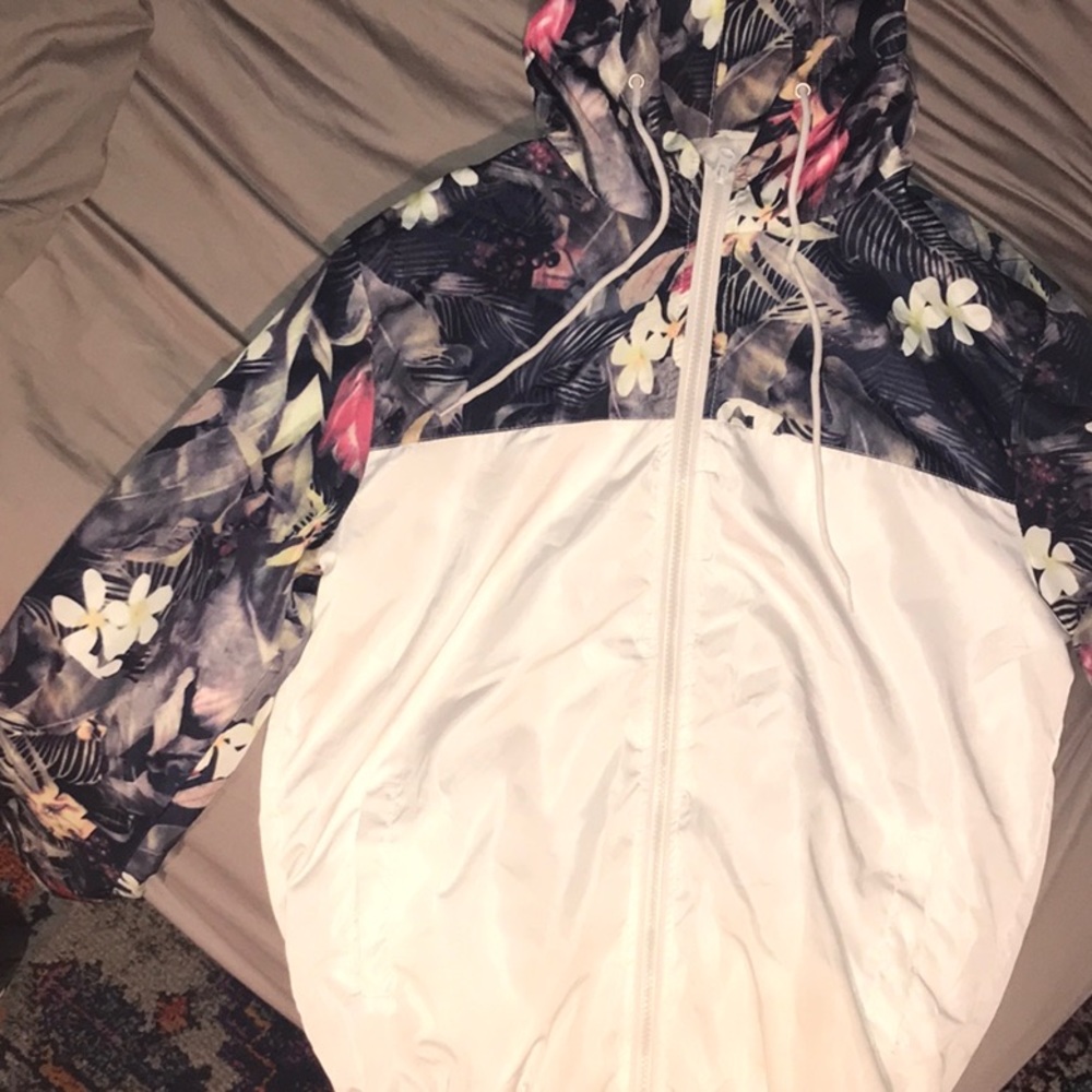 Men’s lightweight floral jacket